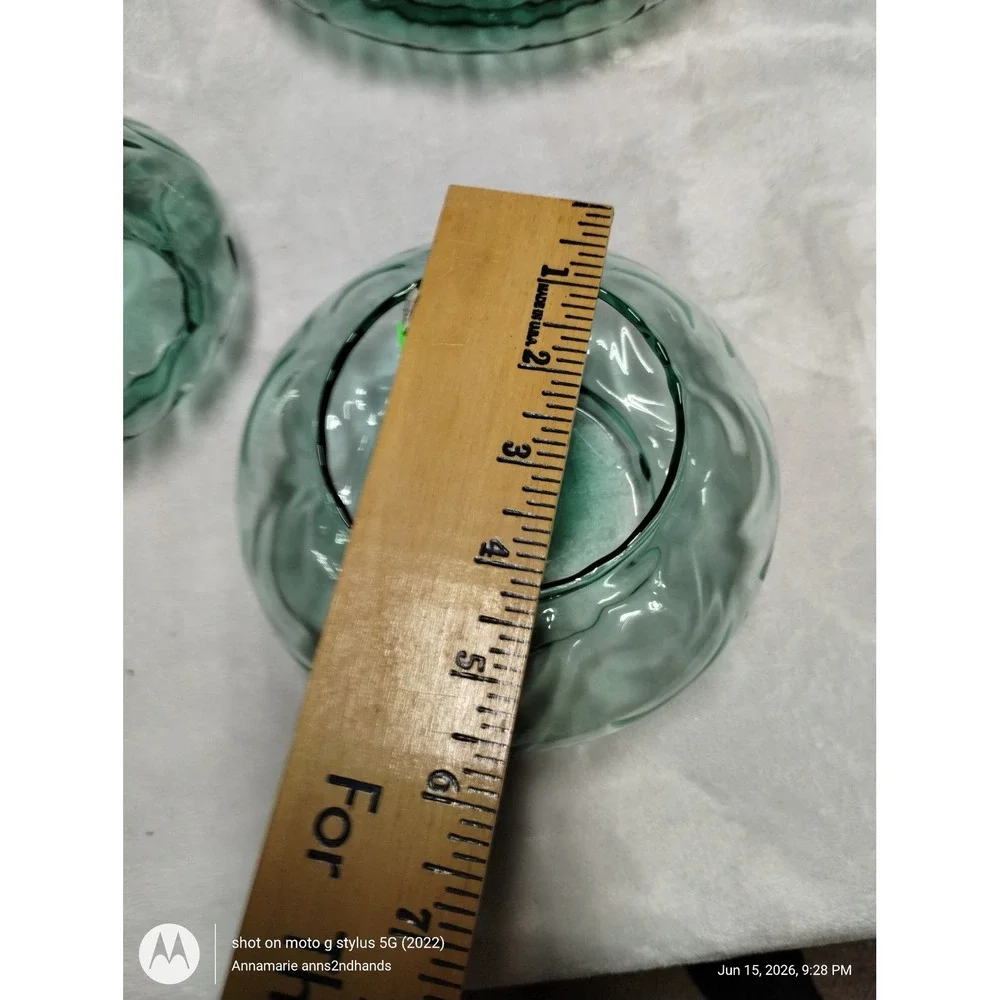 N/A green glass